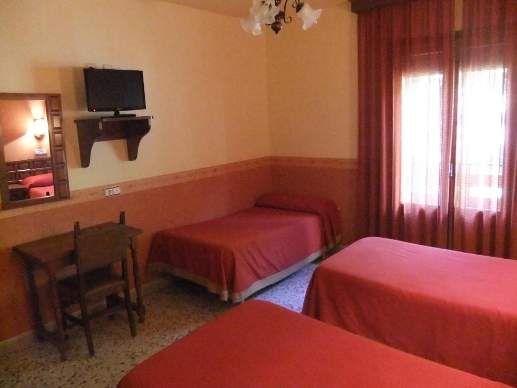 Hotel Latre Broto Bilik gambar